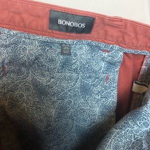 Bonobos pant